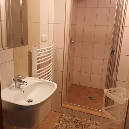 Avanti - Zakatek I Z Lazienkami Kuchnia Parking Apartment