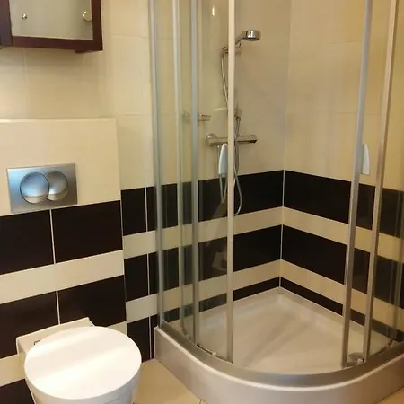 Apartment Avanti - Zakatek I Z Lazienkami Kuchnia Parking Krynica-Zdrój